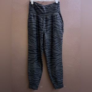 Zebra legging joggers